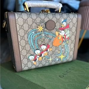 Gucci X Disney Donald Duck Mini-Trunk/ Canvas GG Beauty Case